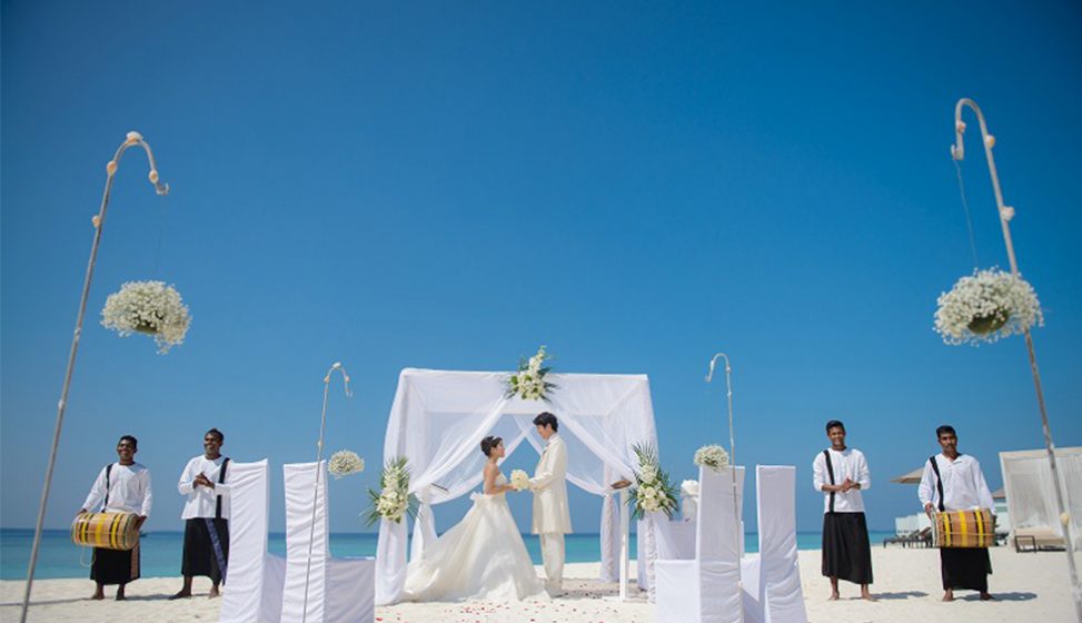 アミラフシ モルディブの結婚式 札幌コンシェル 結婚式場相談なら札幌コンシェル